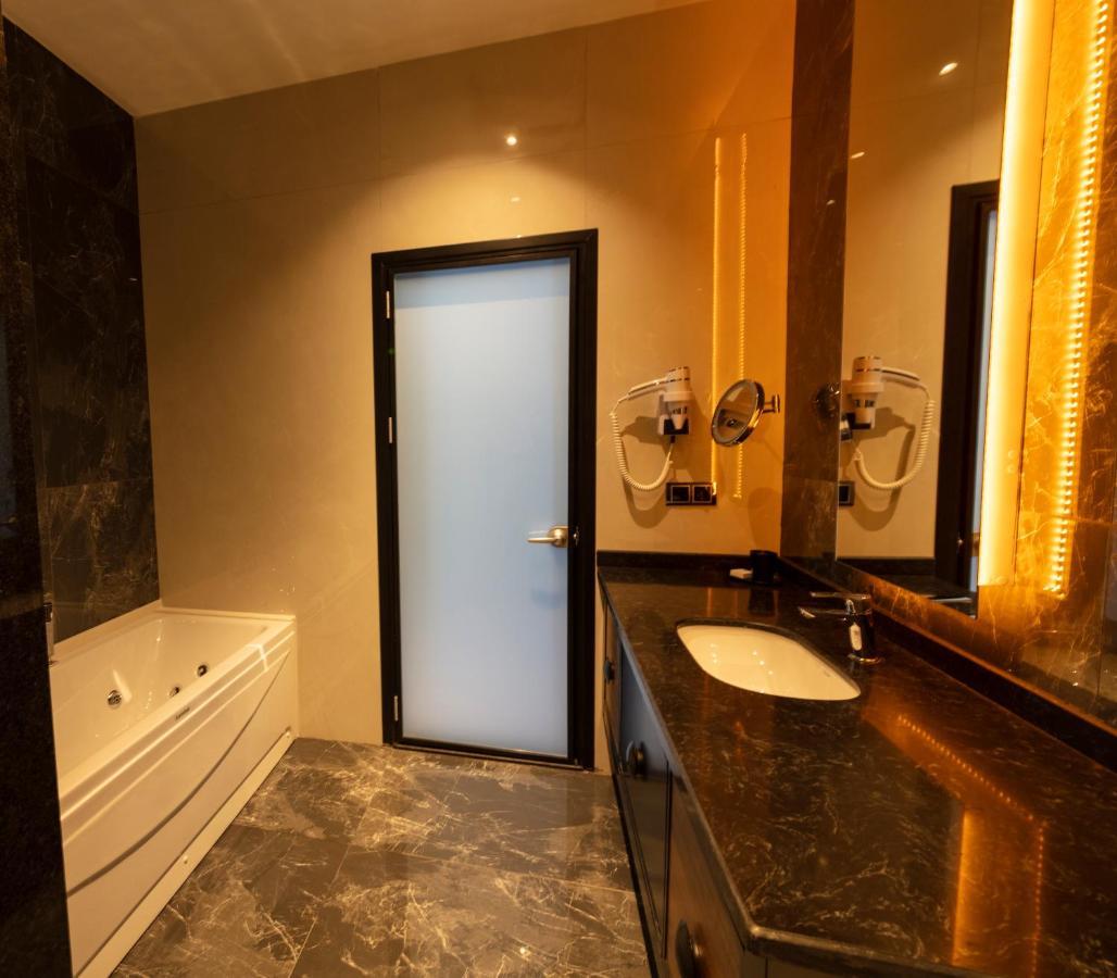 Venn Boutique Hotel Samsun Bagian luar foto